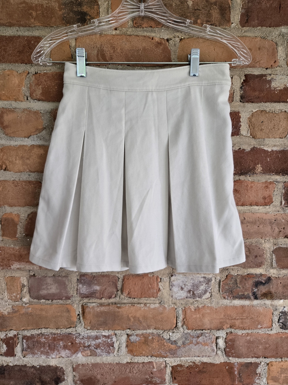Hollister Cream Pleated Skater Skirt